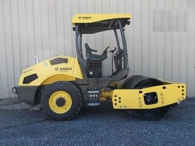 Compactadora Vibratoria Bomag BW145D de segunda mano en venta Ref.: 1571762061072654 No. 2