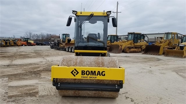 Compactadora Vibratoria Bomag BW177D usada a la venta Ref.: 1571775751470795 No. 2