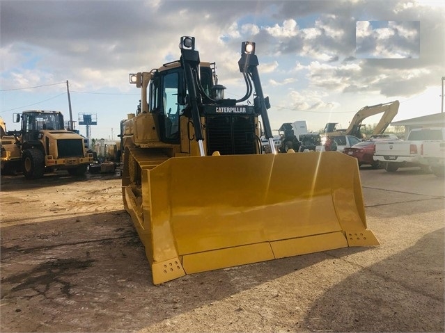 Dozers/tracks Caterpillar D6T