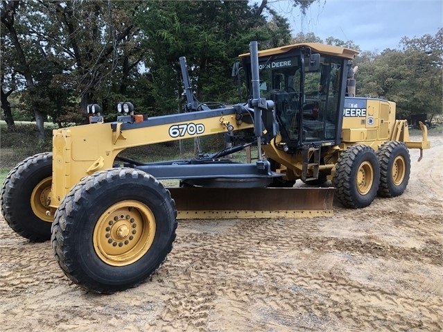 Motoconformadoras Deere 670D en venta Ref.: 1574280606697761 No. 2