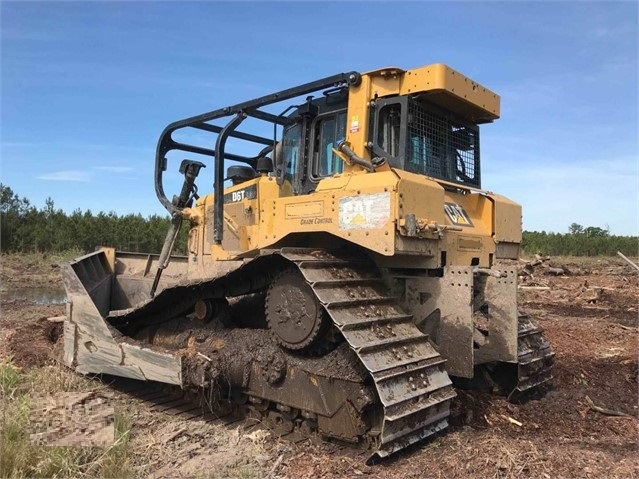 Dozers/tracks Caterpillar D6T