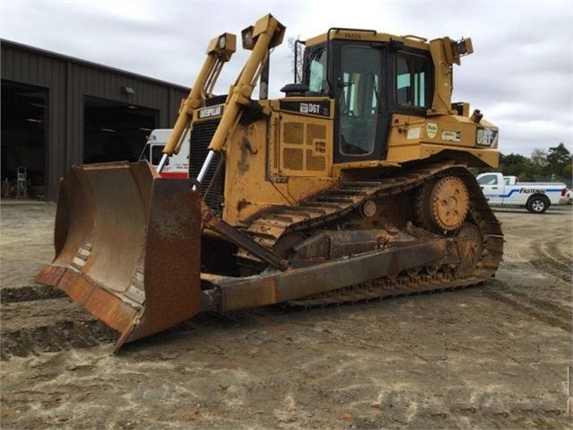 Dozers/tracks Caterpillar D6T