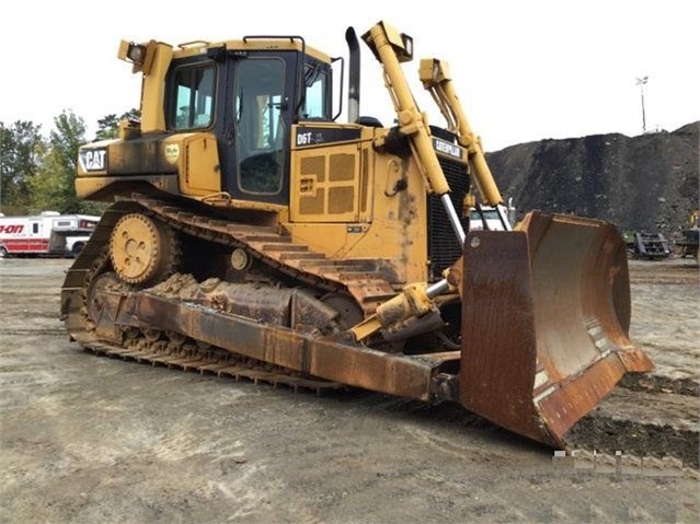 Tractores Sobre Orugas Caterpillar D6T de segunda mano en venta Ref.: 1574984147810609 No. 2