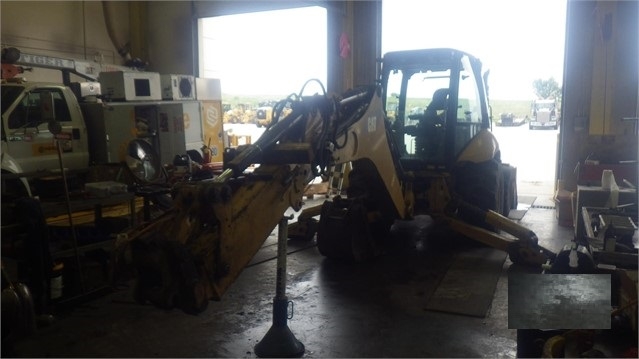 Retroexcavadoras Caterpillar 420F usada a buen precio Ref.: 1574986097544991 No. 4