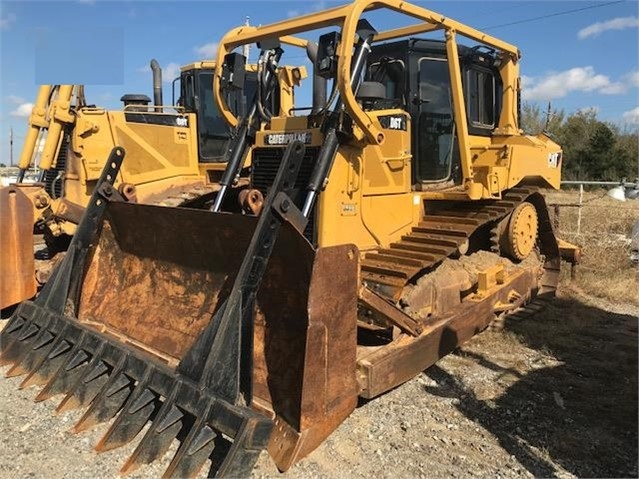 Dozers/tracks Caterpillar D6T