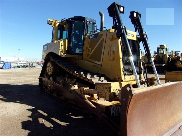 Dozers/tracks Caterpillar D8T