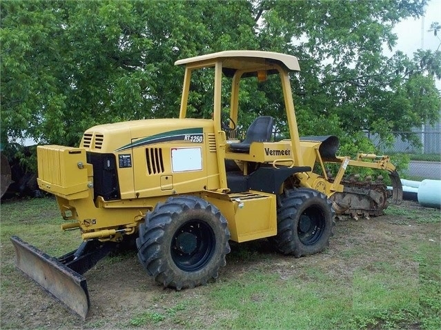 Trencher Vermeer RT1250