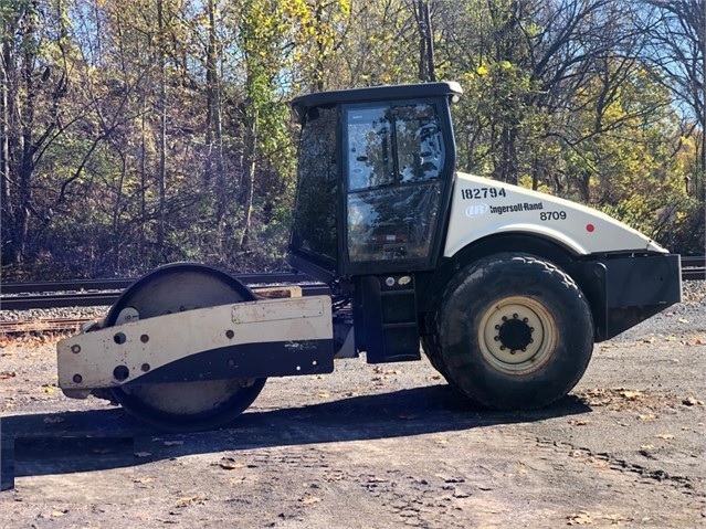 Vibratory Compactors Ingersoll-rand SD105D