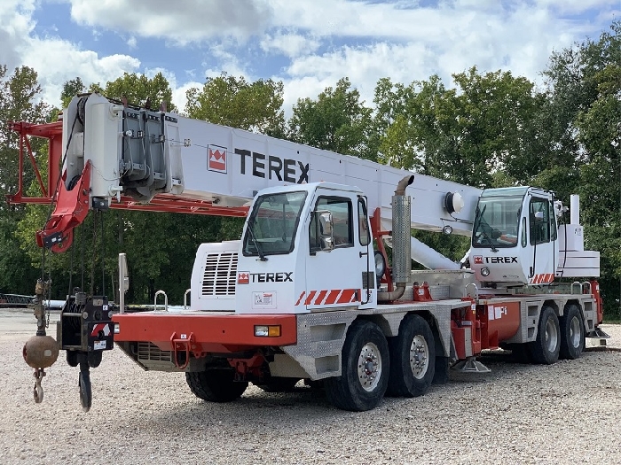 Cranes Terex T560