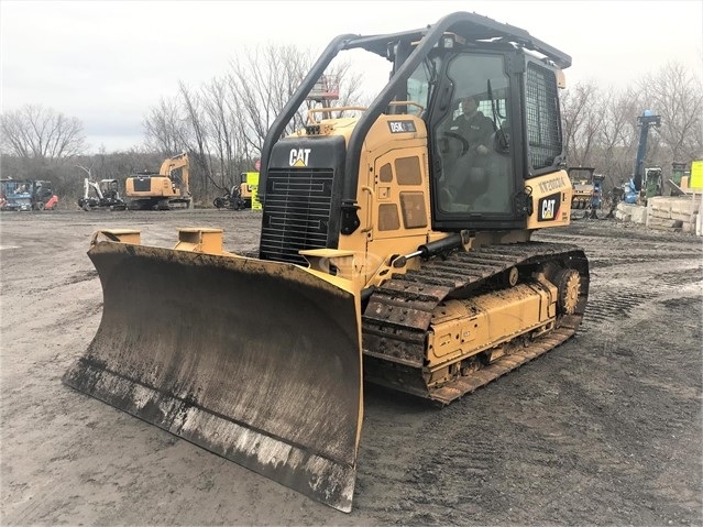 Dozers/tracks Caterpillar D5K