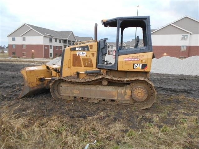 Dozers/tracks Caterpillar D5K