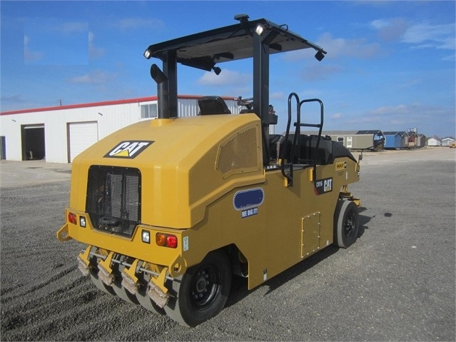 Compactadora Con Llantas Caterpillar CW16 de medio uso en venta Ref.: 1580333797720188 No. 4