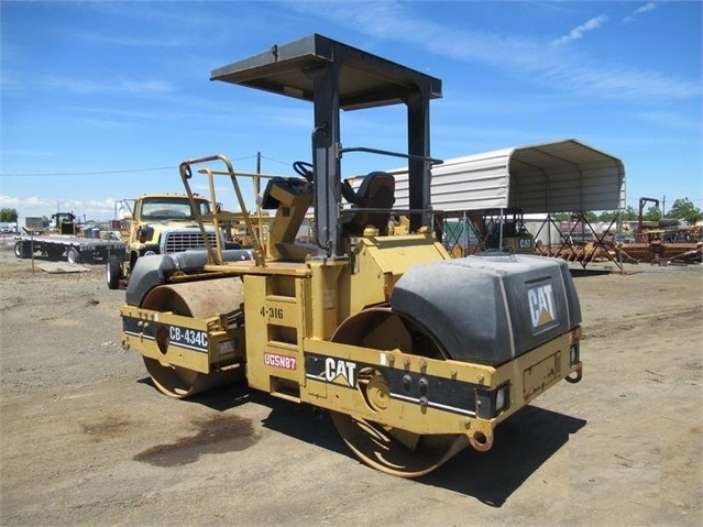 Compactadora Vibratoria Caterpillar CB-434C en buenas condiciones Ref.: 1580827461643954 No. 3