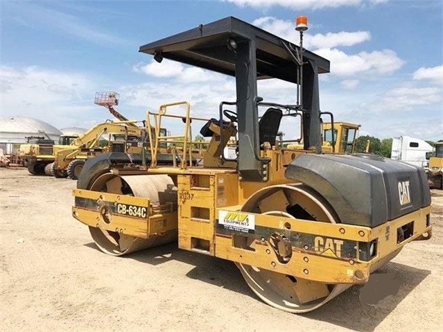 Compactadora Vibratoria Caterpillar CB-634C en optimas condicione Ref.: 1580876375747990 No. 2