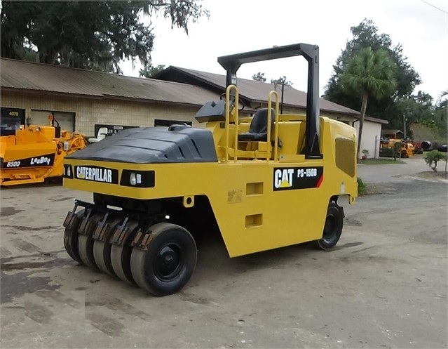 Compactors Tires Asphalt Caterpillar PS-150B