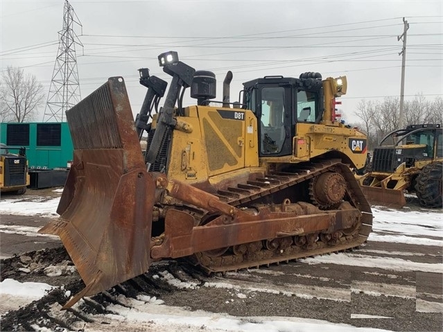 Dozers/tracks Caterpillar D8T