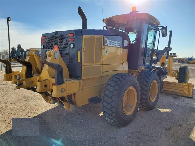 Motoconformadoras Deere 672G de medio uso en venta Ref.: 1581543524218738 No. 3