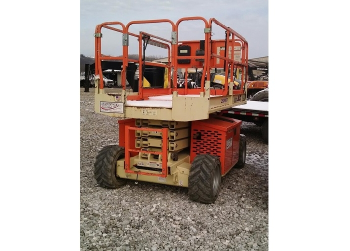 Scissor Lift Jlg 260MRT