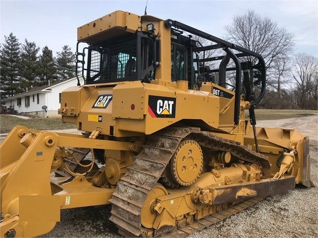 Tractores Sobre Orugas Caterpillar D6T de medio uso en venta Ref.: 1582245957822466 No. 3