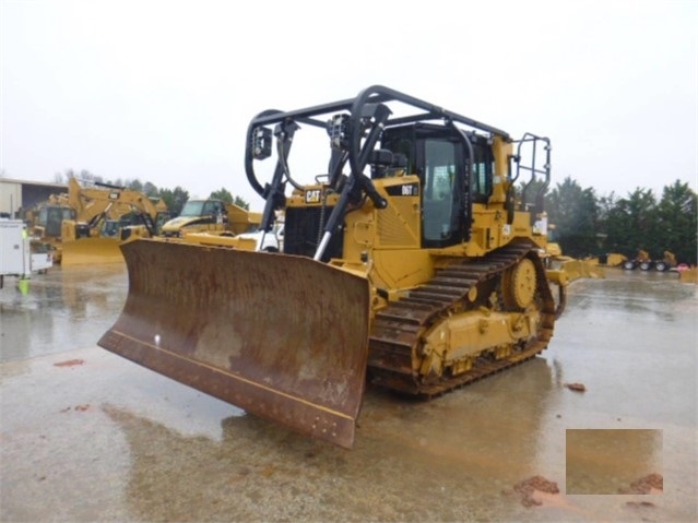 Dozers/tracks Caterpillar D6T