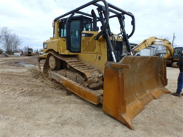 Tractores Sobre Orugas Caterpillar D6T en buenas condiciones Ref.: 1582260190995055 No. 3