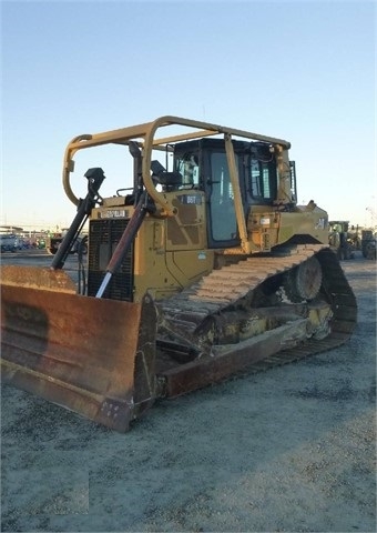 Dozers/tracks Caterpillar D6T