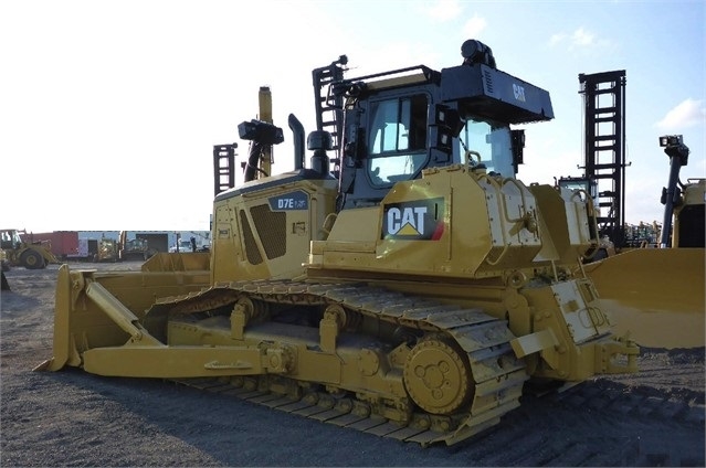 Tractores Sobre Orugas Caterpillar D7E seminueva en venta Ref.: 1582332074311893 No. 4