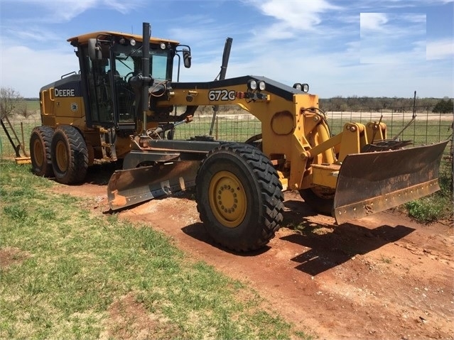 Motoconformadoras Deere 672G