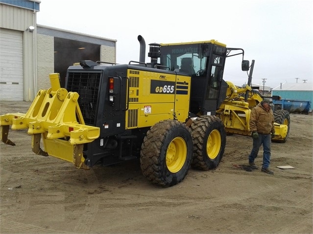 Motoconformadoras Komatsu GD655 de segunda mano en venta Ref.: 1582929876012518 No. 2