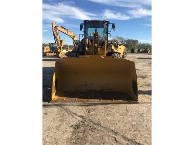 Cargadoras Sobre Ruedas Caterpillar 938 de medio uso en venta Ref.: 1583376648358285 No. 2