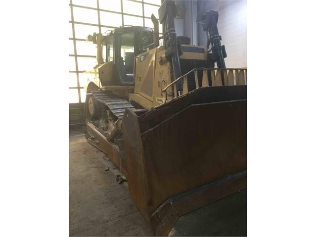 Dozers/tracks Caterpillar D8T