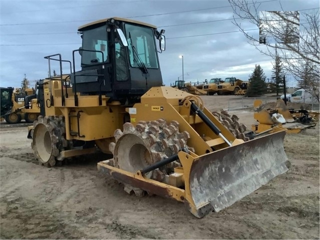 Compactadoras Suelos Y Rellenos Caterpillar 815 de importacion a  Ref.: 1584048258192344 No. 2