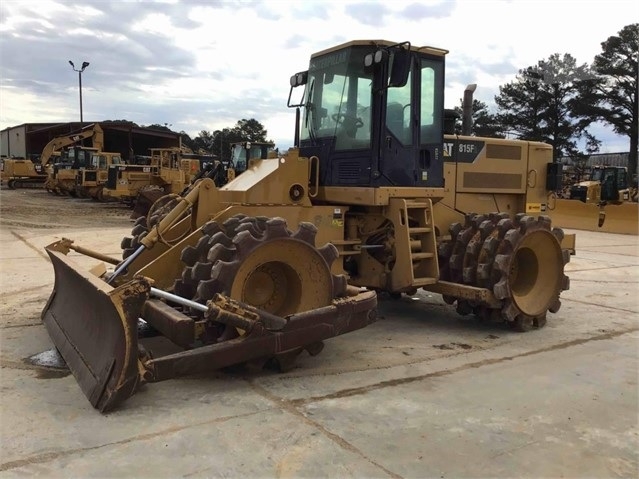 Compactadoras Suelos Y Rellenos Caterpillar 815