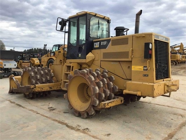 Compactadoras Suelos Y Rellenos Caterpillar 815 importada en buen Ref.: 1584049156856516 No. 3