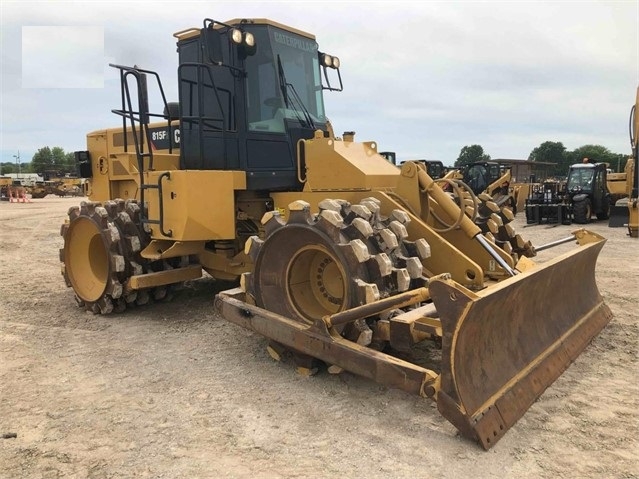 Compactadoras Suelos Y Rellenos Caterpillar 815F en venta Ref.: 1584052989799914 No. 2