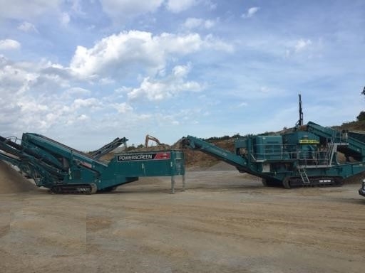 Trituradoras Powerscreen 1300 MAXTRAK de medio uso en venta Ref.: 1584139421082208 No. 2