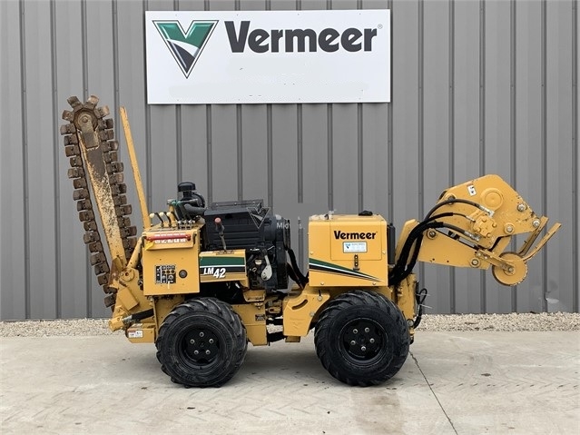 Trencher Vermeer LM42