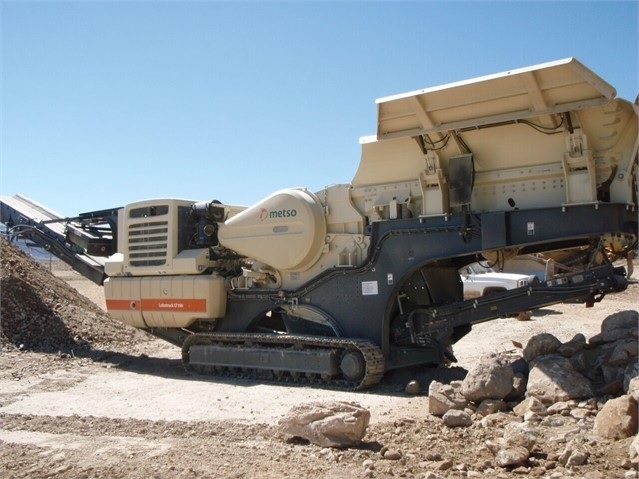 Crushing Machines Metso LT106