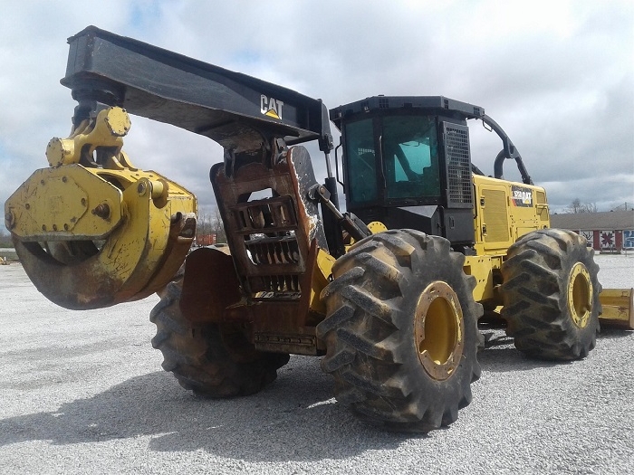 Forestales Maquinas Caterpillar 525D de importacion a la venta Ref.: 1586284203124368 No. 3