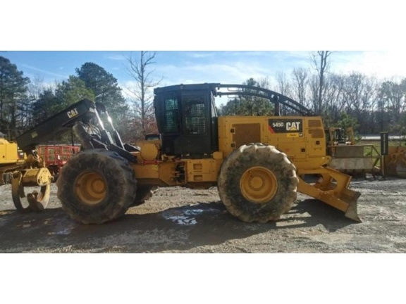 Forestales Maquinas Caterpillar 545D en buenas condiciones Ref.: 1586369268872611 No. 3