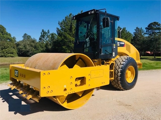 Compactadora Vibratoria Caterpillar CS66 de importacion a la vent Ref.: 1587004452680581 No. 2