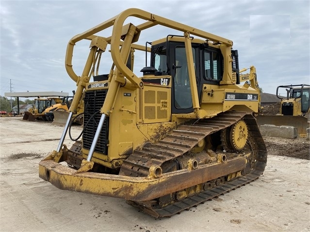 Dozers/tracks Caterpillar D6R