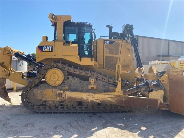 Dozers/tracks Caterpillar D9T