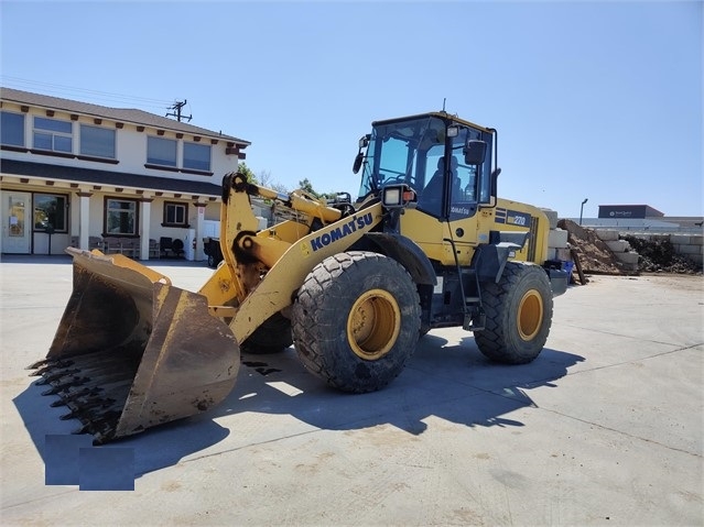 Cargadoras Sobre Ruedas Komatsu WA270