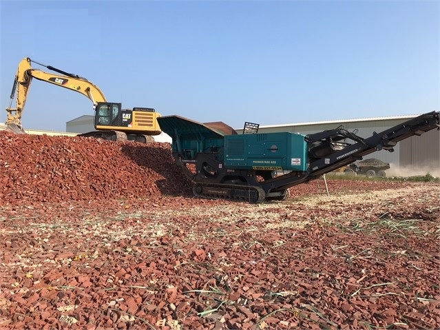 Crushing Machines Powerscreen PREMIERTRAK 400