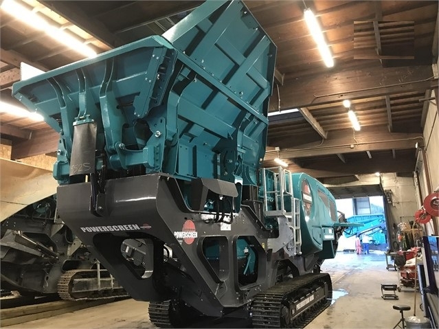 Trituradoras Powerscreen PREMIERTRAK 400 usada de importacion Ref.: 1588872672795036 No. 3