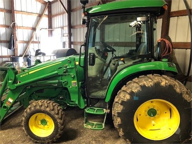 Agriculture Machines Deere 4052R