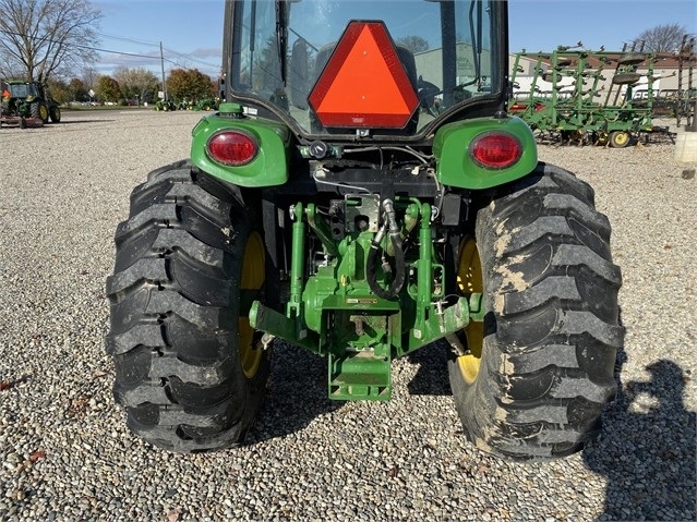 Agricultura Maquinas Deere 4052R importada en buenas condiciones Ref.: 1590443236349786 No. 3