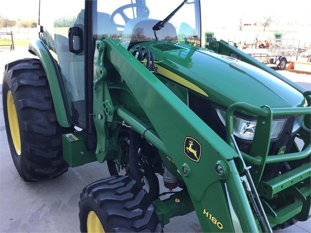 Agricultura Maquinas Deere 4052R usada a la venta Ref.: 1590444828528360 No. 3