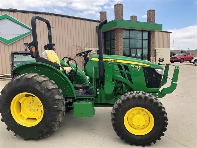 Agricultura Maquinas Deere 5055E de segunda mano en venta Ref.: 1590514419705568 No. 3